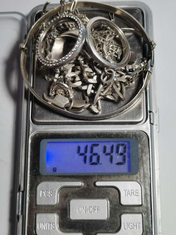 COLLECTION OF SCRAP STERLING SILVER JEWELLERY.  46.49 GRAMS.