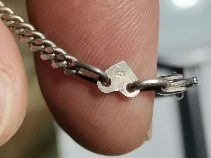 SIILVER NEACKLACE .LENGHT: 61CM. WEIGHT: 11.85 GRAMS.
