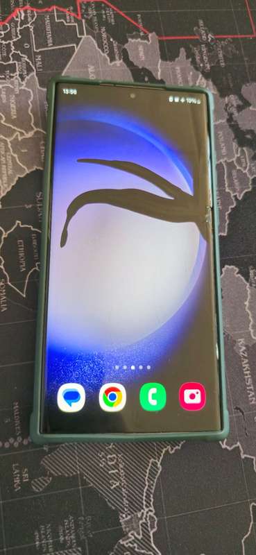 PLEASE READ | Samsung Galaxy S23 Ultra 256GB 12GB RAM Phantom Black | +2 Free Cases