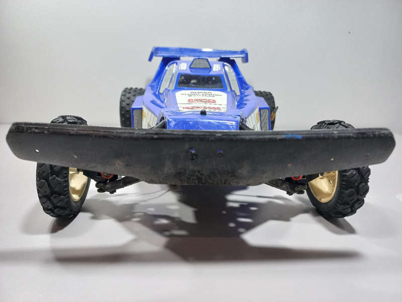 Kyosho Raider 2WD 1/10 RC Car