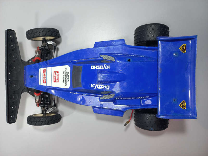 Kyosho Raider 2WD 1/10 RC Car