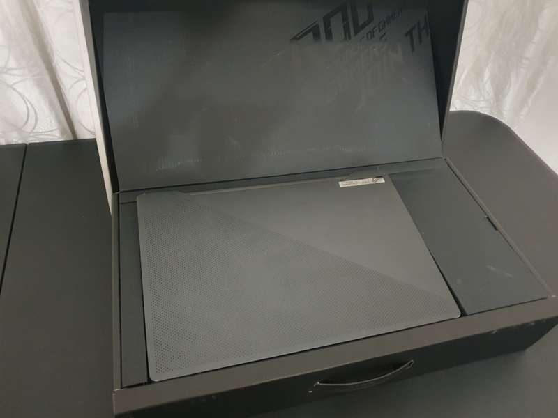 Asus ROG Zephyrus G14 RTX3050TI RYZEN 5800HS QHD 120HZ 512GB SSD 16GB RAM