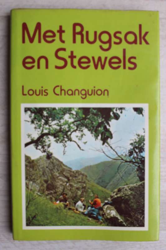 MET RUGSAK EN STEWELS. Louis Changuion. (Staproetes)
