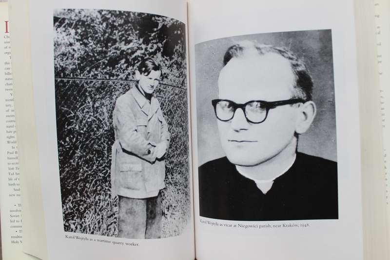 Pope John Paul II - Tad Szulc