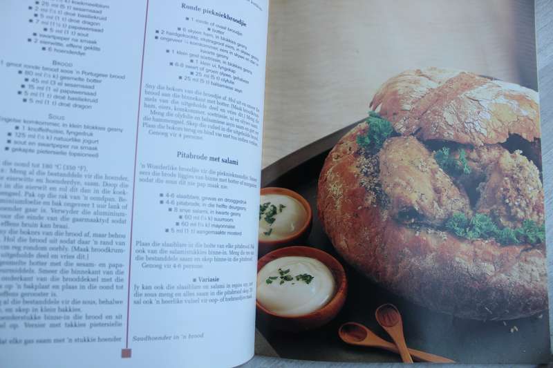 Huisgenoot - Brood, beskuit en Muffins - Carmen Niehaus