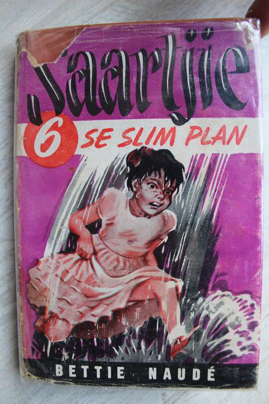 SAARTJIE SE SLIM PLAN, NR 6 - BETTIE NAUDE met oorspronklike stofjas