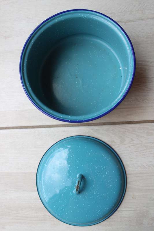 Vintage Enamel Caribbean Blue Stock Pot - large - size