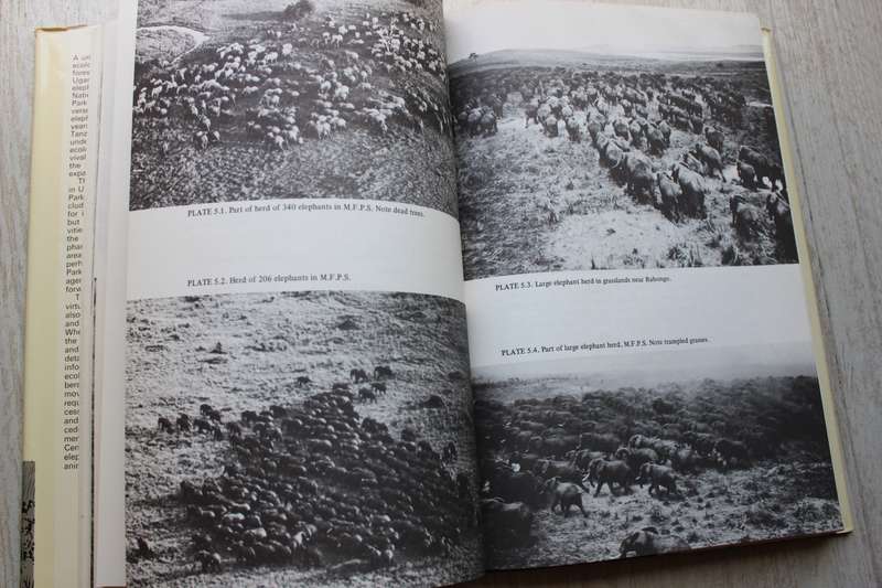 ELEPHANTS AND THEIR HABITATS The Ecology of Elephants in North Bunyoro Uganda / LAWS & PARKER