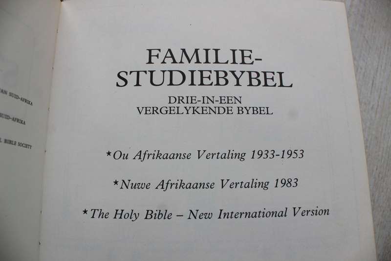Familie Studiebybel Studie Bybel drie vertalings