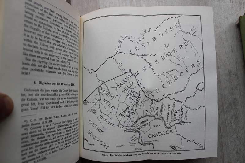 DIE NOORDWAARTSE BEWEGING VAN DIE BOERE VOOR DIE GROOT TREK. (1770-1842) Dr. P.J van der Merwe.