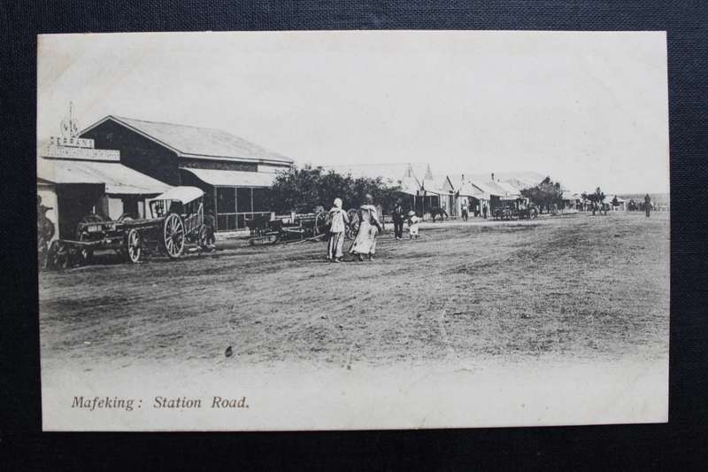 Post Card postcard - Mafeking: Station Road
