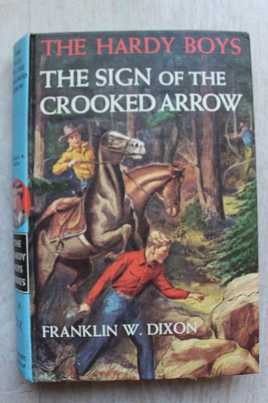 The sign of the crooked Arrow - Franklyn W Dixon - Hardy Boys 19