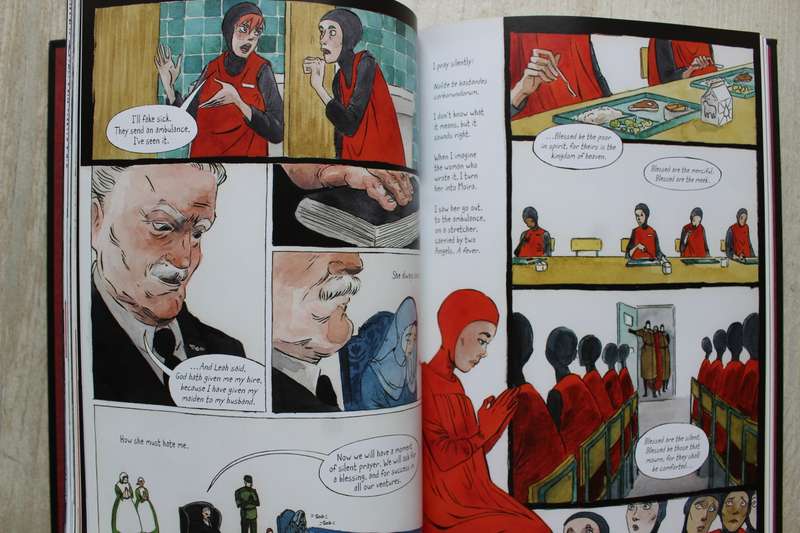 The Handmaid's Tale - Margaret Atwood / The Graphic Novel
