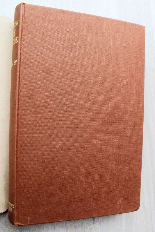 The New Bible handbook -  George Thomas Manley