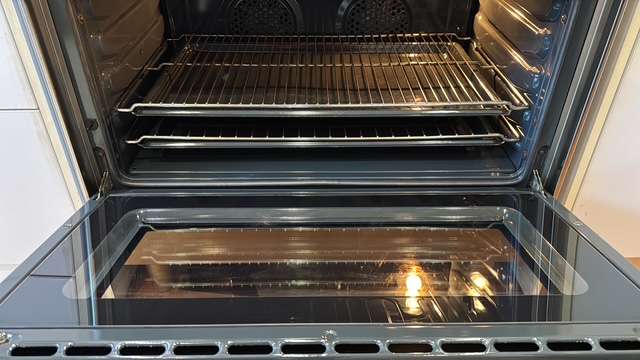 Smeg Gas / Electric Stove
