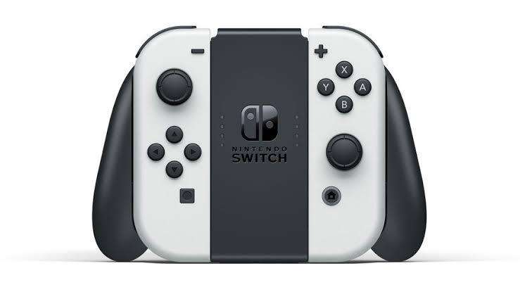 Nintendo switch joycons and grip