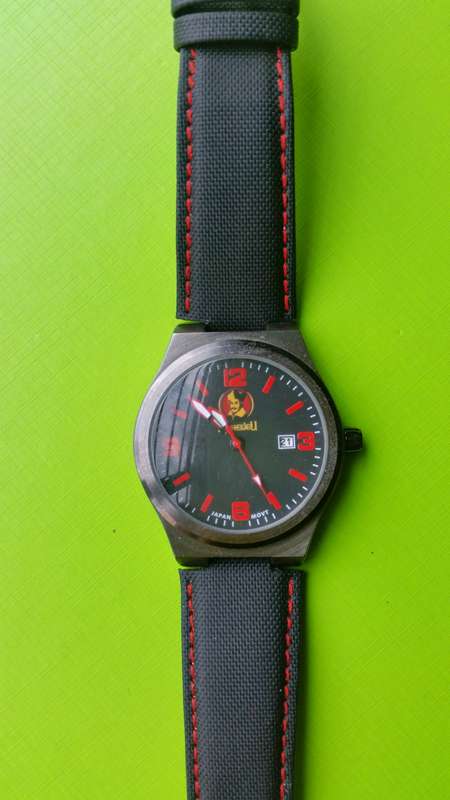 LOT OF 13 WATCHES.