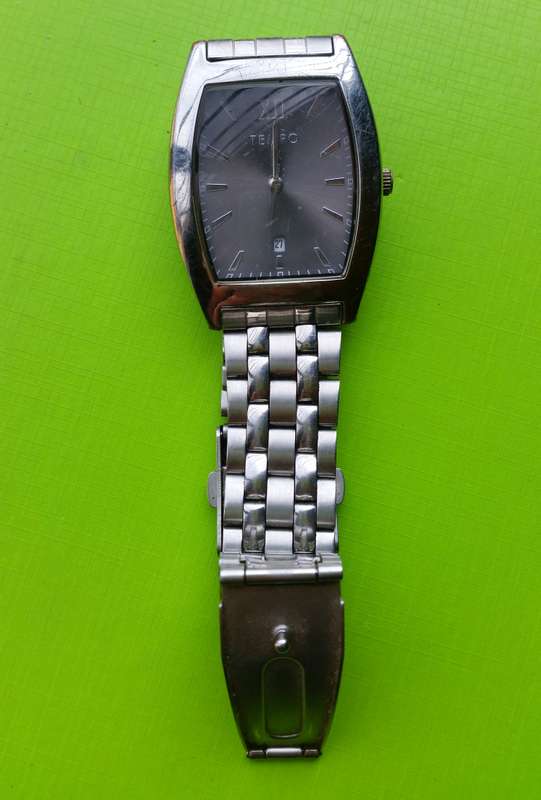 LOT OF 13 WATCHES.