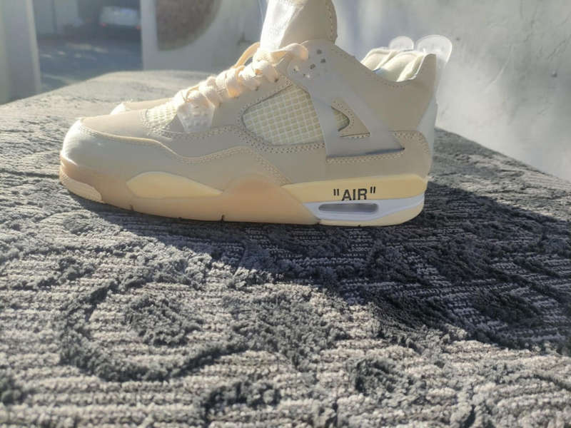 Nike Air Jordan 4 Off White