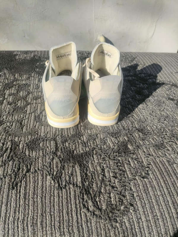 Nike Air Jordan 4 Off White