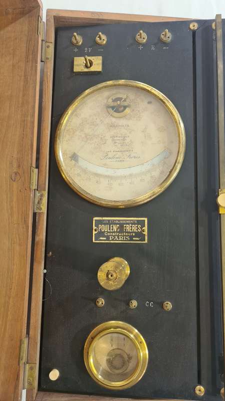 Antique Pouleng Freres pH Meter
