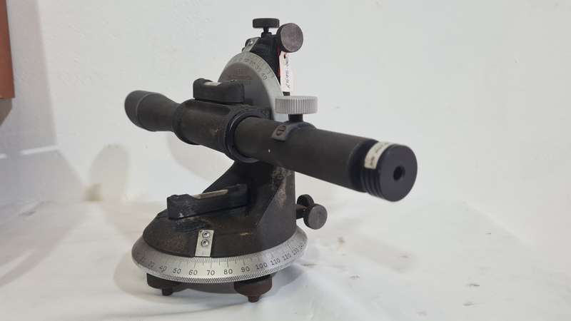 Vintage Starret Surveyors Level
