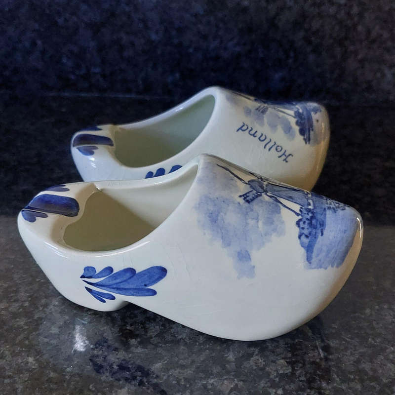 Blue Delft Clog Ashtrays