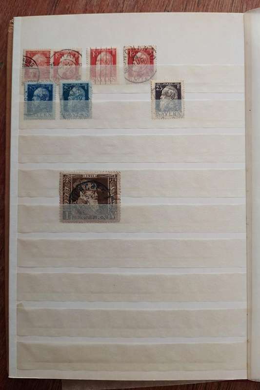 German State - Bavaria Album, 14 pages of Bayern stamps, selection of UMM - USED, see below