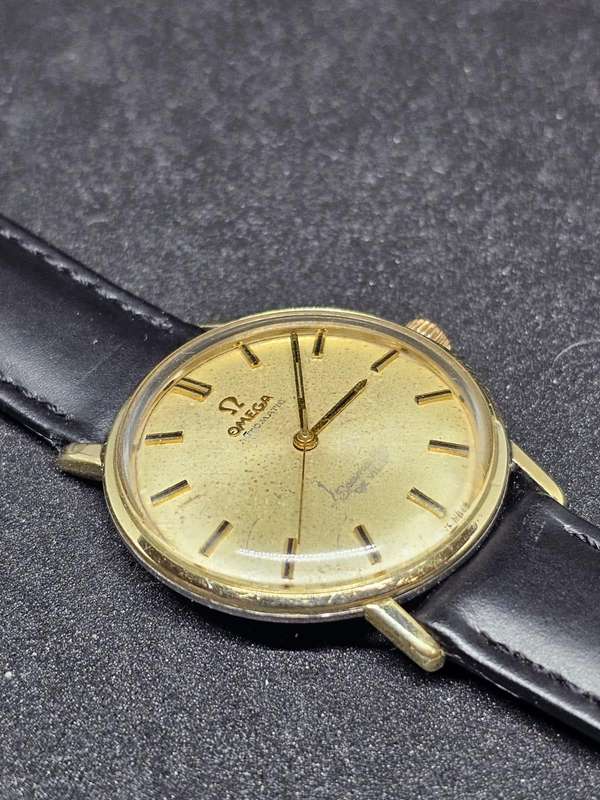 1966 Omega Seamaster De Ville 165.020 with 18k Bezel
