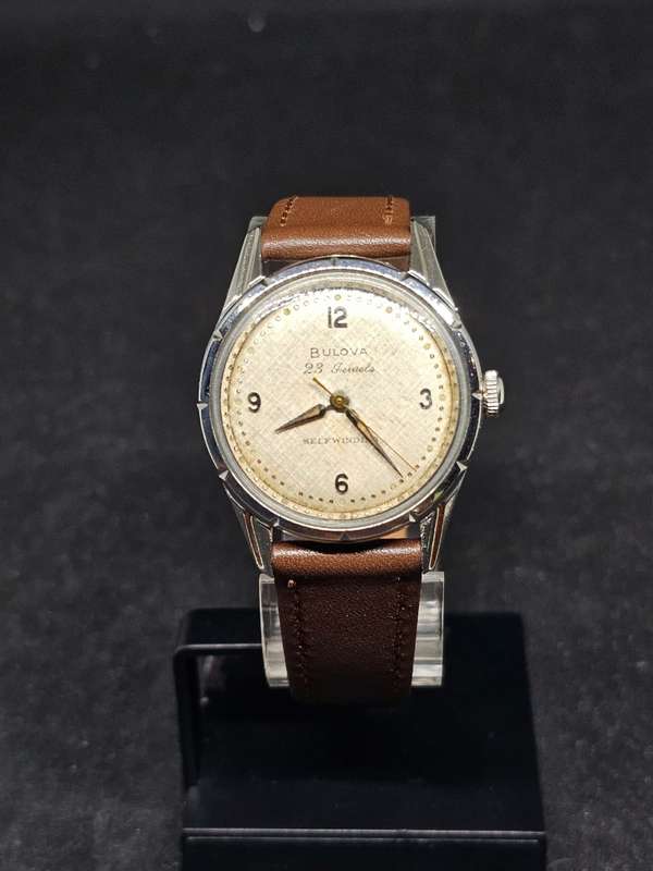 Vintage early 60s Swiss Bulova Automatic, 23 Jewels KAW