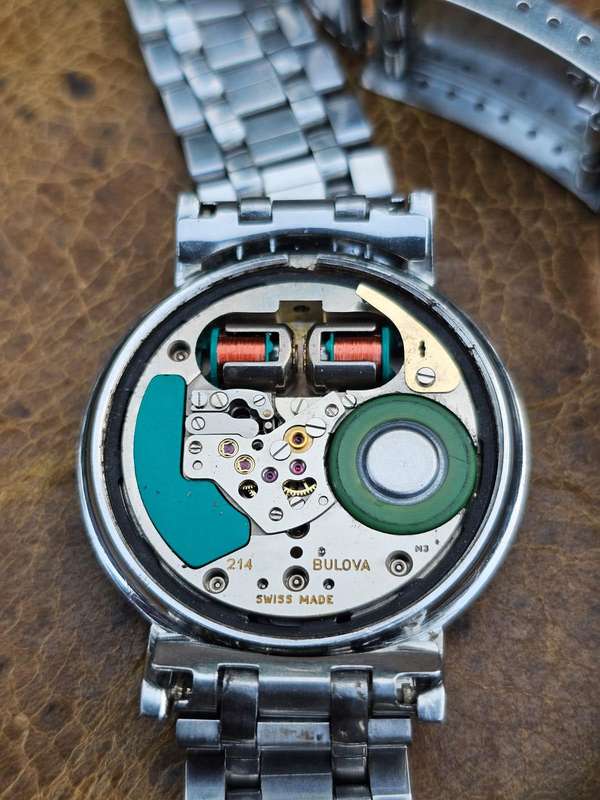 Very Rare Vintage 1960s Bulova Accutron with 214 movement (Not working)