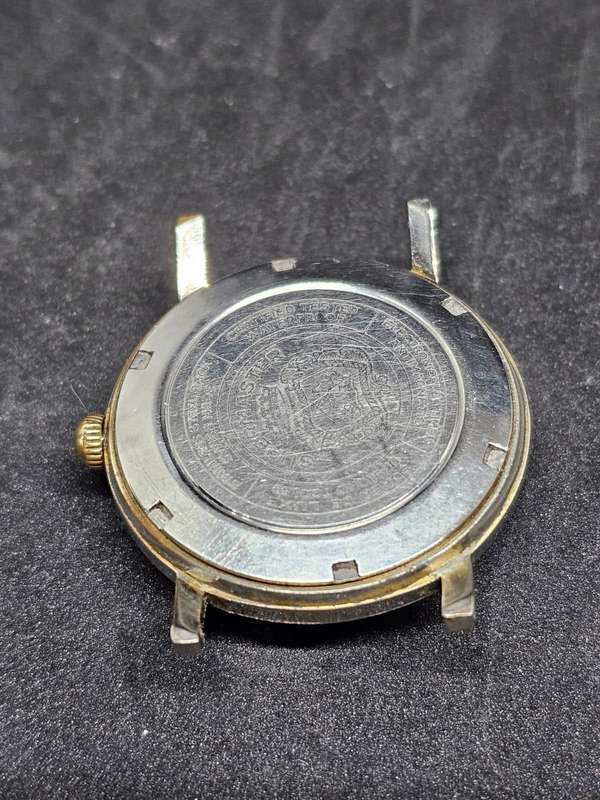 4 Vintage Mechanical Watches (all working)