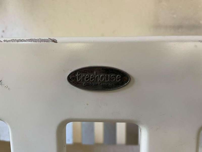 Treehouse Sleigh Cot