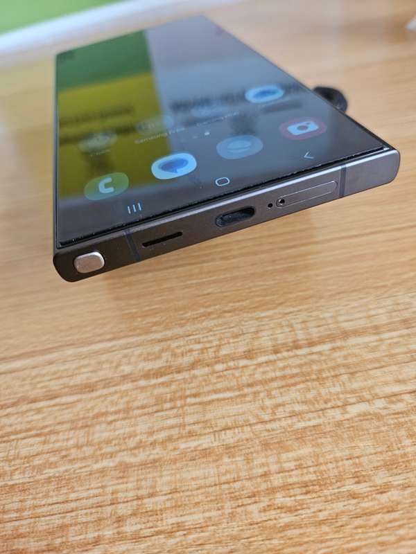 Samsung Galaxy| S24 Ultra | Dual Sim | 256GB |Black | Excellent Condition | With Extras