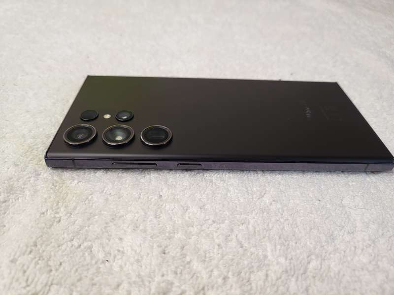 Samsung Galaxy S23 Ultra Dual Sim 512GB Black With Extras