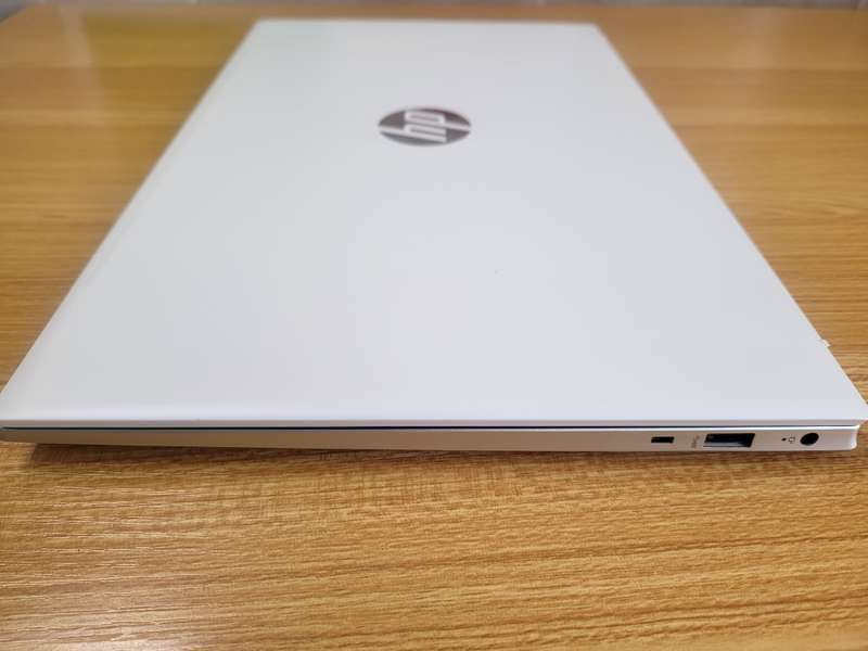 HP Pavilion 15 Touchscreen | 12th Gen i5, 16GB RAM, 512GB SSD | Mint
