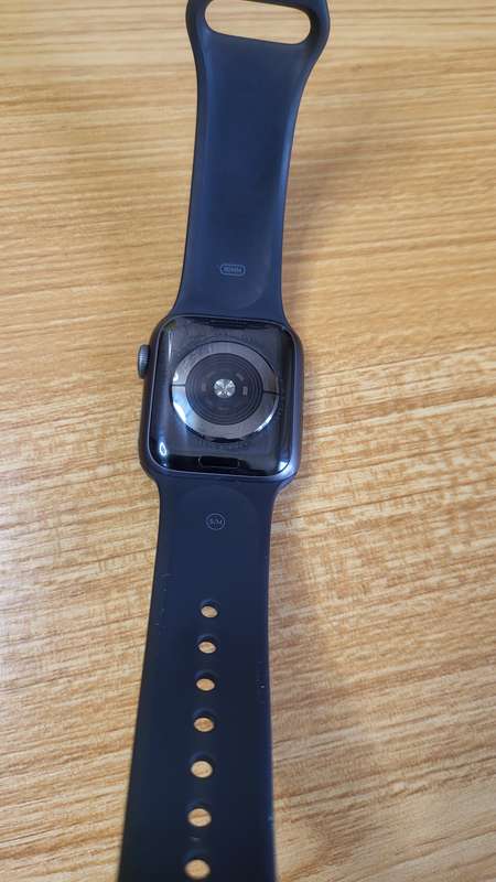 Apple Watch Series 4 GPS + Cellular Black