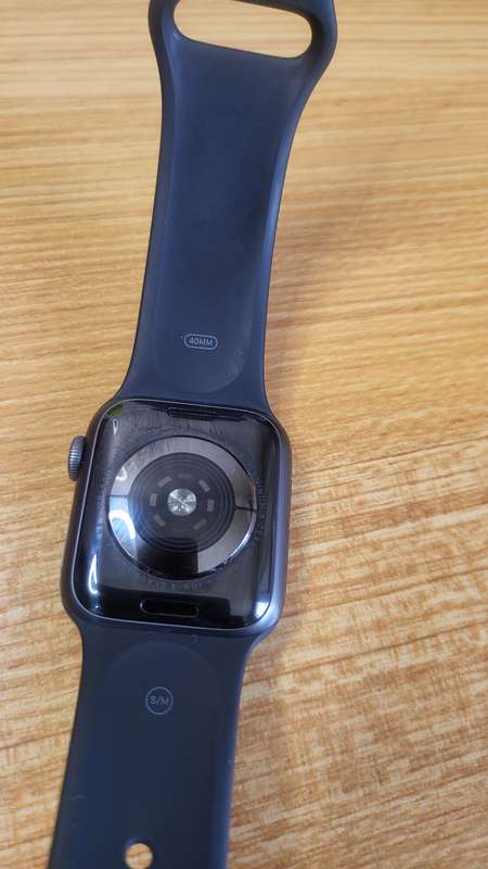Apple Watch Series 4 GPS + Cellular Black