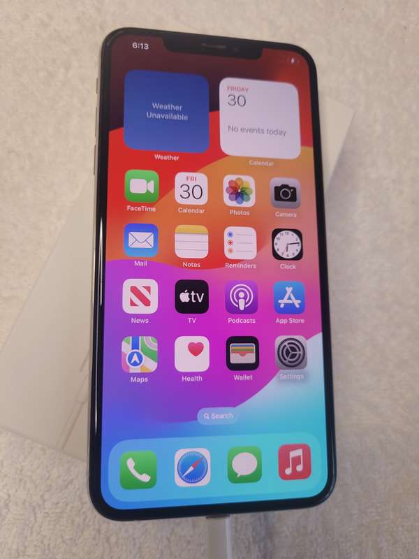 iPhone - XS Max - Silver - 256GB - With Extras - Very Good Condition
