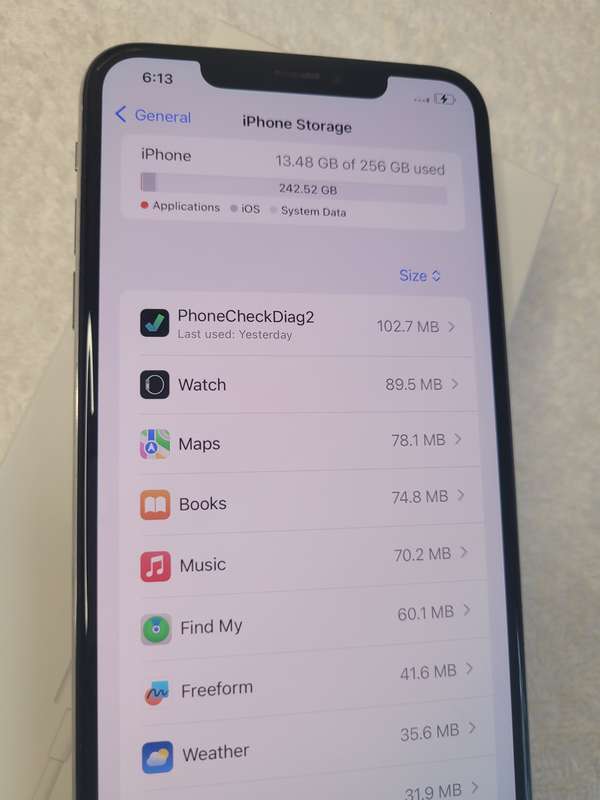 iPhone - XS Max - Silver - 256GB - With Extras - Very Good Condition