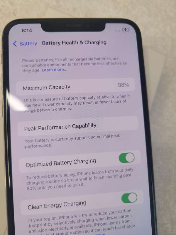 iPhone - XS Max - Silver - 256GB - With Extras - Very Good Condition