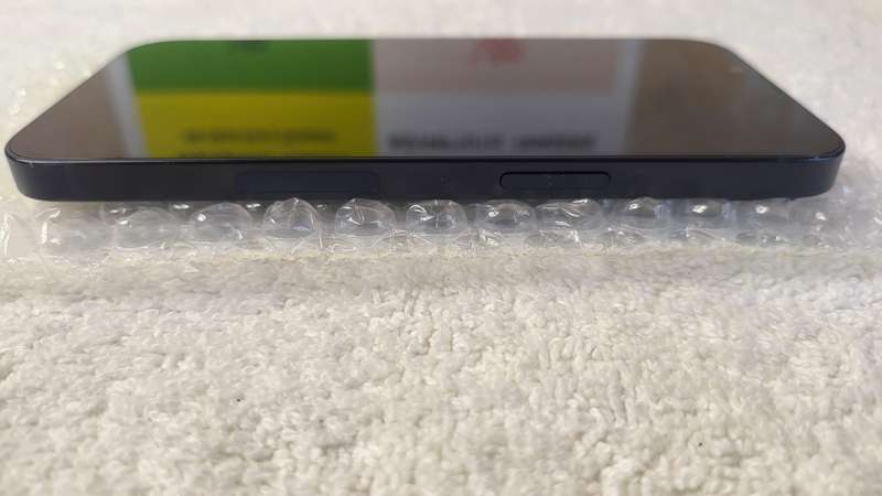 iPhone 14 | Dual eSim | Midnight | 256GB | Excellent Condition | With Extras