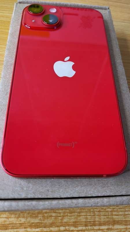 iPhone 14 | Dual eSim | Red | 128GB | With Extras