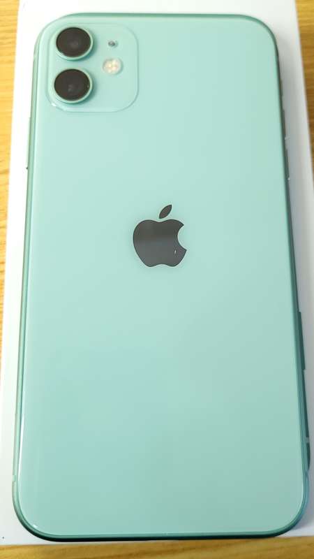 iPhone 11 | Green | 64GB | Pristine Condition | Boxed | Extras