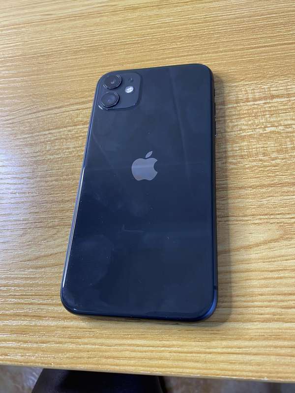 iPhone 11 - Black - 128GB