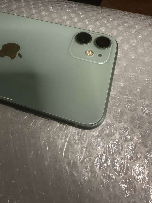 iPhone 11 | Green | 64GB
