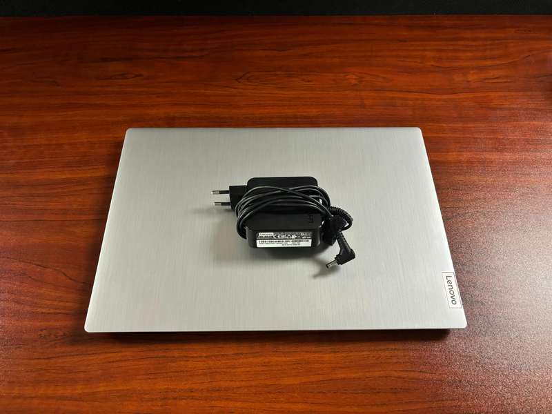 Lenovo Ideapad 3
