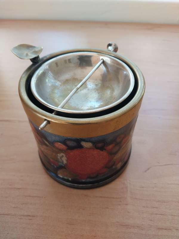 MOORCROFT POMEGRANATE PATTERN ASHTRAY