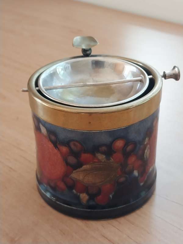 MOORCROFT POMEGRANATE PATTERN ASHTRAY