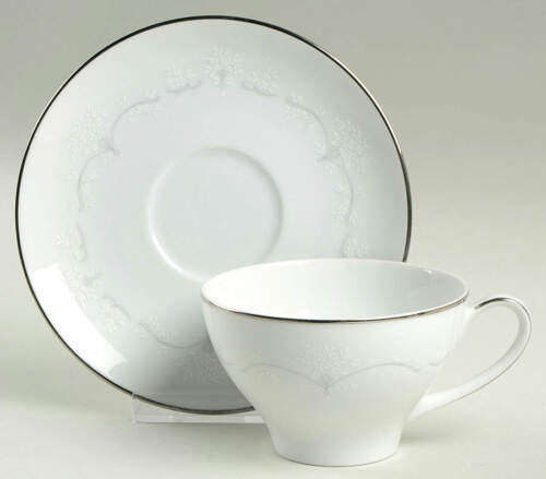 NORITAKE VINTAGE 24-PIECE TEA & COFFEE SERVICE - WHITEBROOK PATTERN
